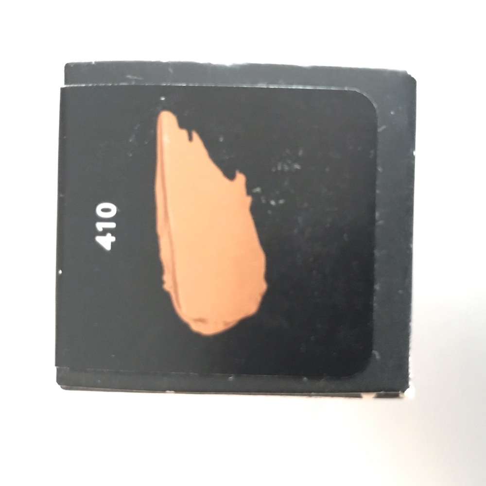 410 PRO FILT'R Soft Matte Longwear Foundation 410